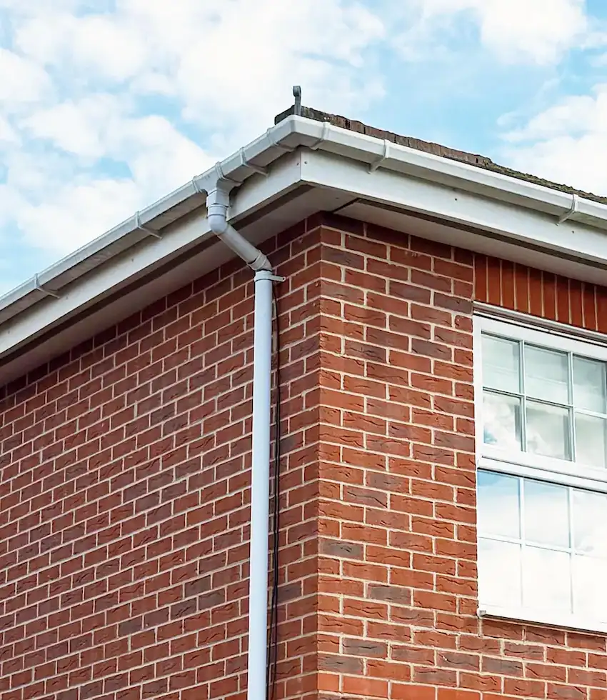 Fascias, soffits & guttering repairs